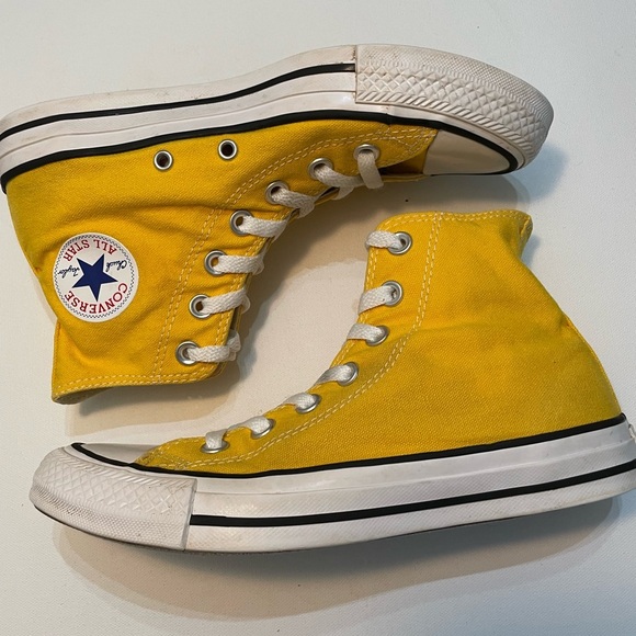 Converse Chuck Taylor   Size 4  Sneakers SB-AR - Picture 5 of 8